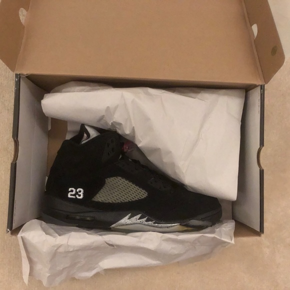 Nike AIR Jordan 5 Retro Mens 136027-010 (15, Black/Varsity RED-Metallic Silver)
